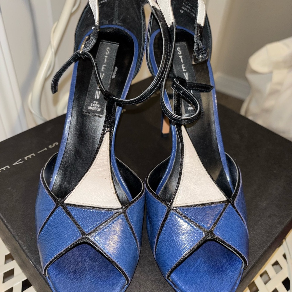 Seven7 Blue and Black Women's Heels